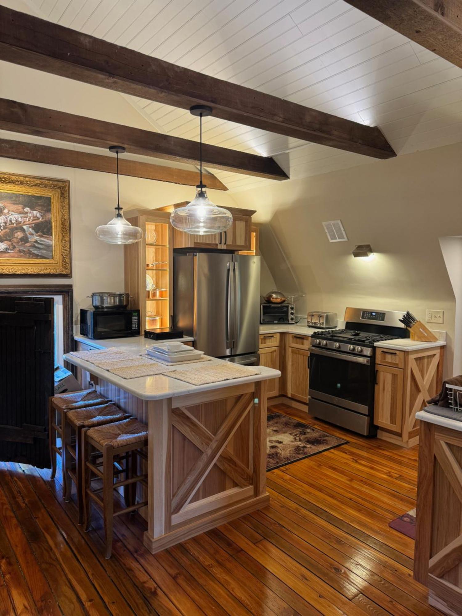 Apartahotel South Broadway Manor - Near Fallingwater, Ohiopyle State Park, Hiking & Biking Trails Gap Scottdale
